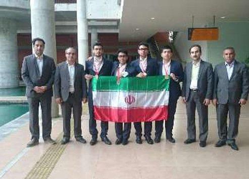 افتخارآفرینان المپیاد شیمی ایران بر سکوی سوم جهان ایستادند افتخارآفرینان المپیاد شیمی ایران بر سکوی سوم دنیا ایستادند