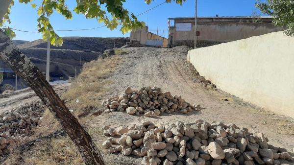روستایی که آسفالت، مهمترین آرزوی مردم آن است روستایی که آسفالت، مهمترین آرزوی مردم آن است