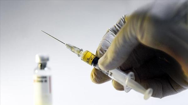 ناجی: امیکرون واکسن گریز است ، اثرگذاری خوبِ واکسن های ایرانی کرونا