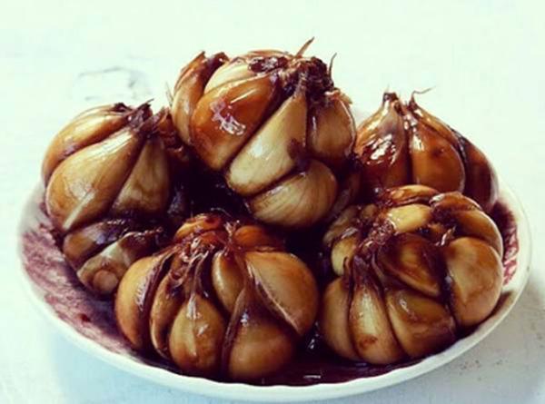 طرز تهیه سیر ترشی فوری