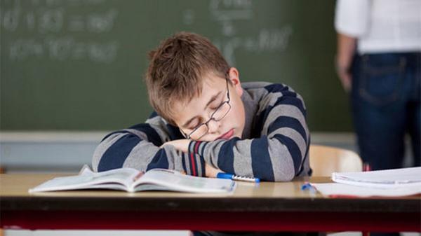 اختلال خواب در دانش آموزان را جدی بگیرید