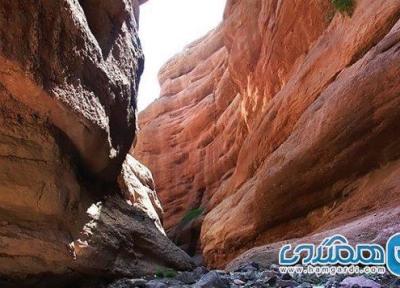 دره گرماگلو یکی از جاذبه های گردشگری استان قزوین به شمار می رود