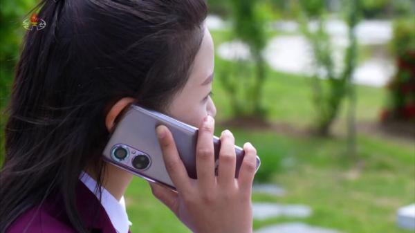 طراحی جالب گوشی هوشمند ساخت کره شمالی!، عکس
